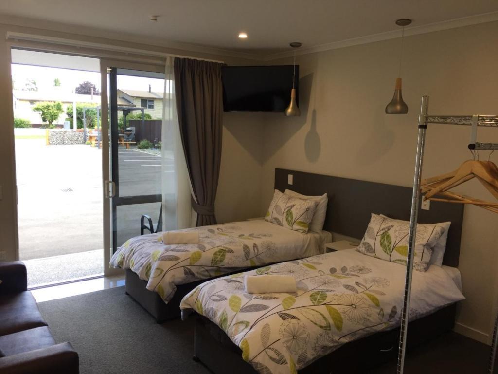 Bigsky Motels 奥玛拉玛 外观 照片