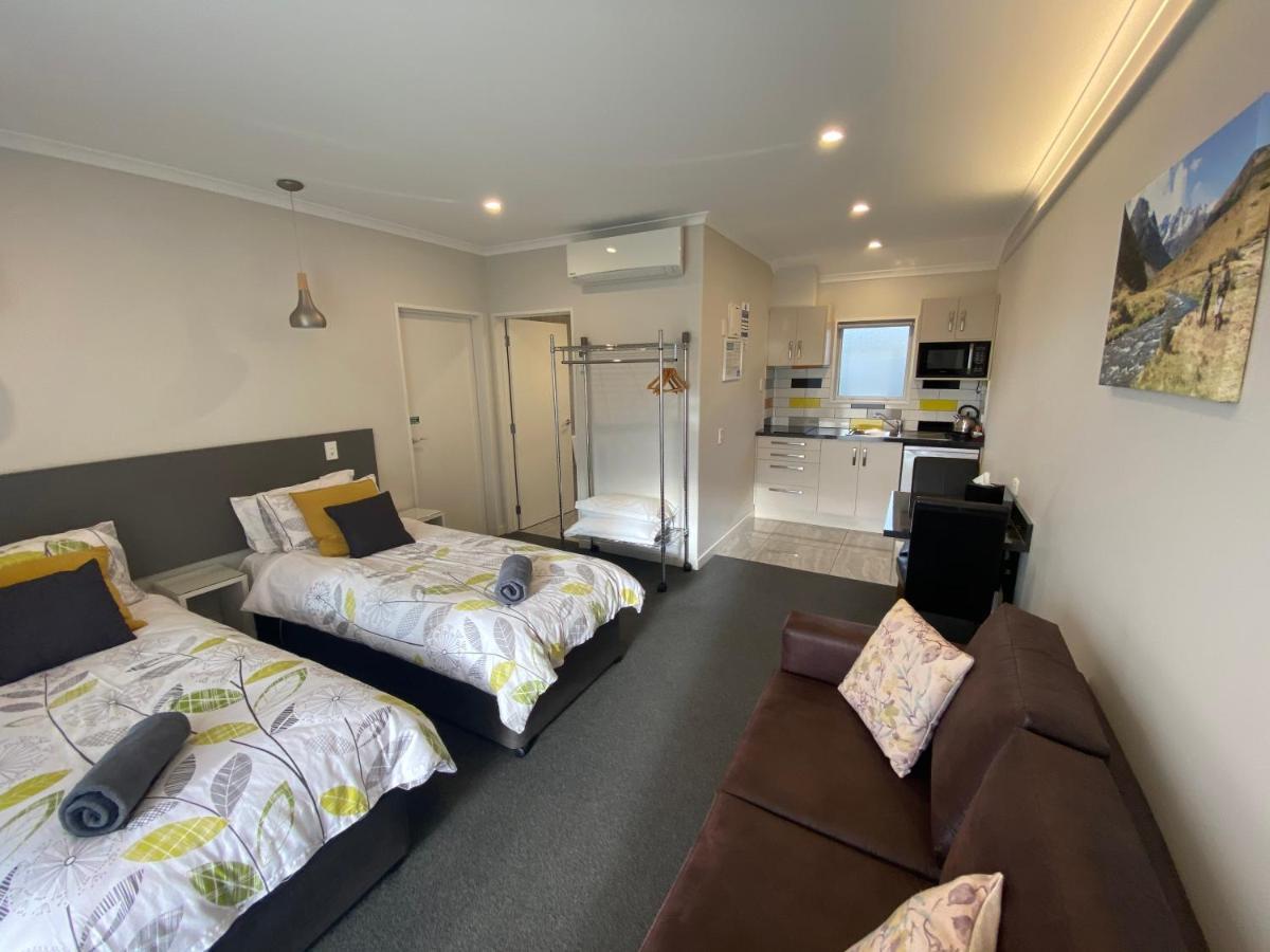 Bigsky Motels 奥玛拉玛 外观 照片