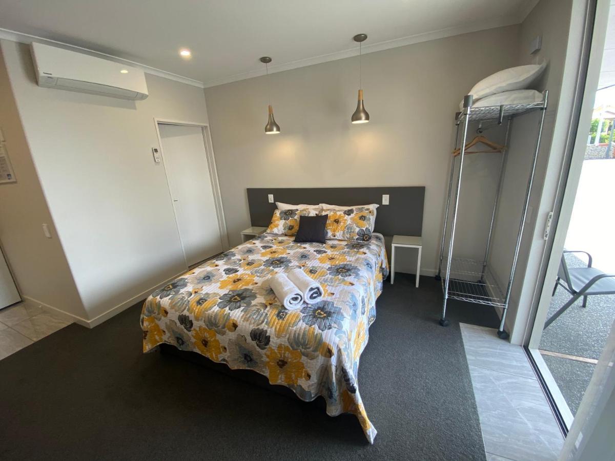 Bigsky Motels 奥玛拉玛 外观 照片