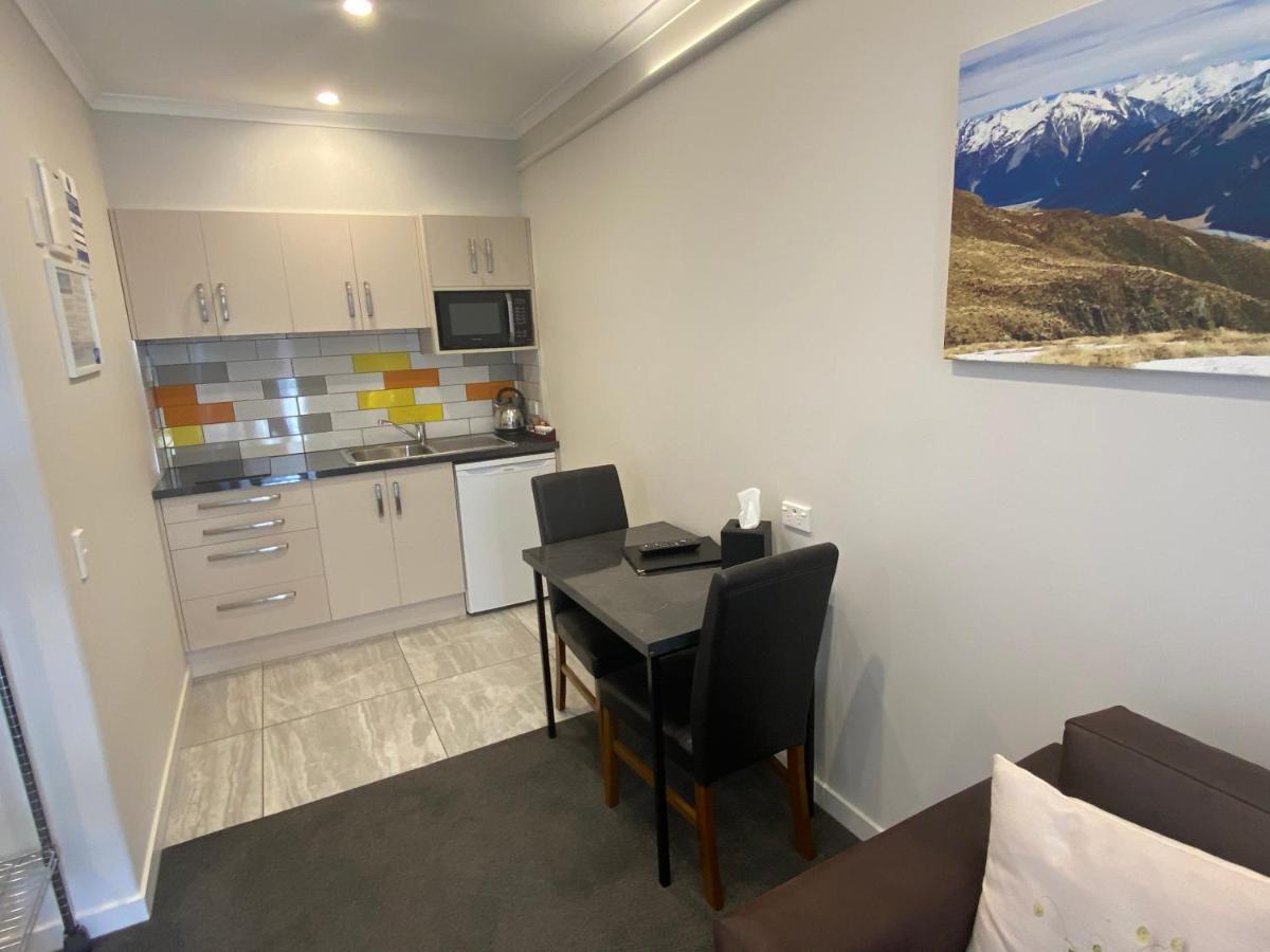 Bigsky Motels 奥玛拉玛 外观 照片