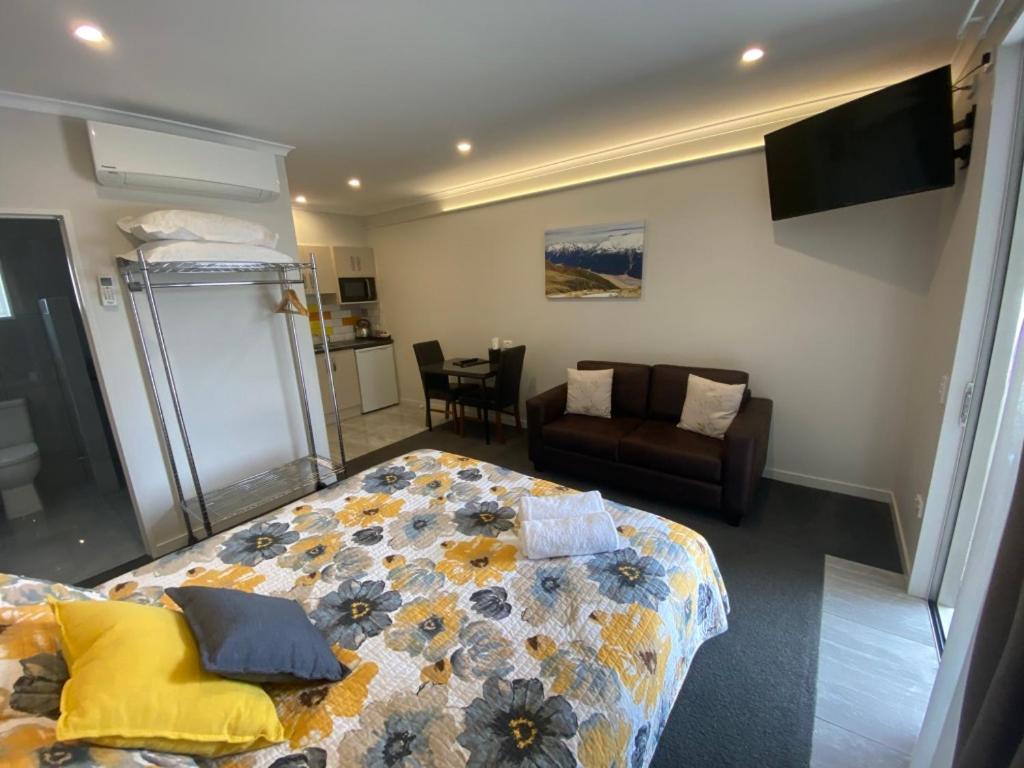Bigsky Motels 奥玛拉玛 外观 照片